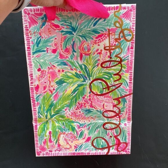 Lilly Pulitzer Reusable Paper tote Shopping Bag Miami Tropical Pink 12 X 8 X 5‎ - Picture 3 of 10